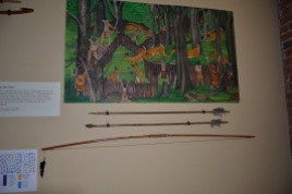 Arco y flechas usadas por los indios nativos Lenni Lenape que se sostenian por la pesca y la caza en la zona.