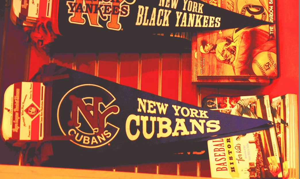 001.80 Banderines Negros Cubanos en NY Yakees