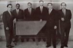 Graduados Bachilleres en Ciencia 1958. De izq. a derecha José Vaz Gutierrez, José Legró S., Pedro Muñoz S., Ignacio Santa Cruz-Pacheco S., Bartolomé Vidal S., Remigio Fdez. Martín.
